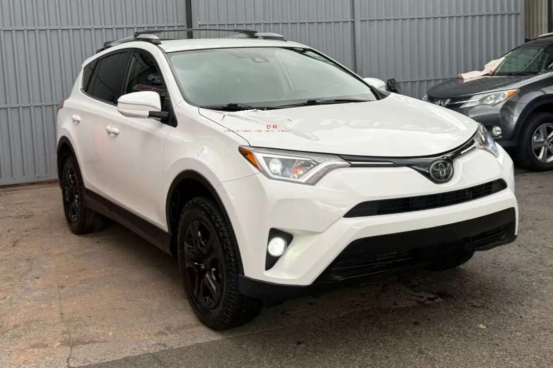 2018 TOYOTA RAV4 LE 2018 TOYOTA RAV4 LE - Imagen 2