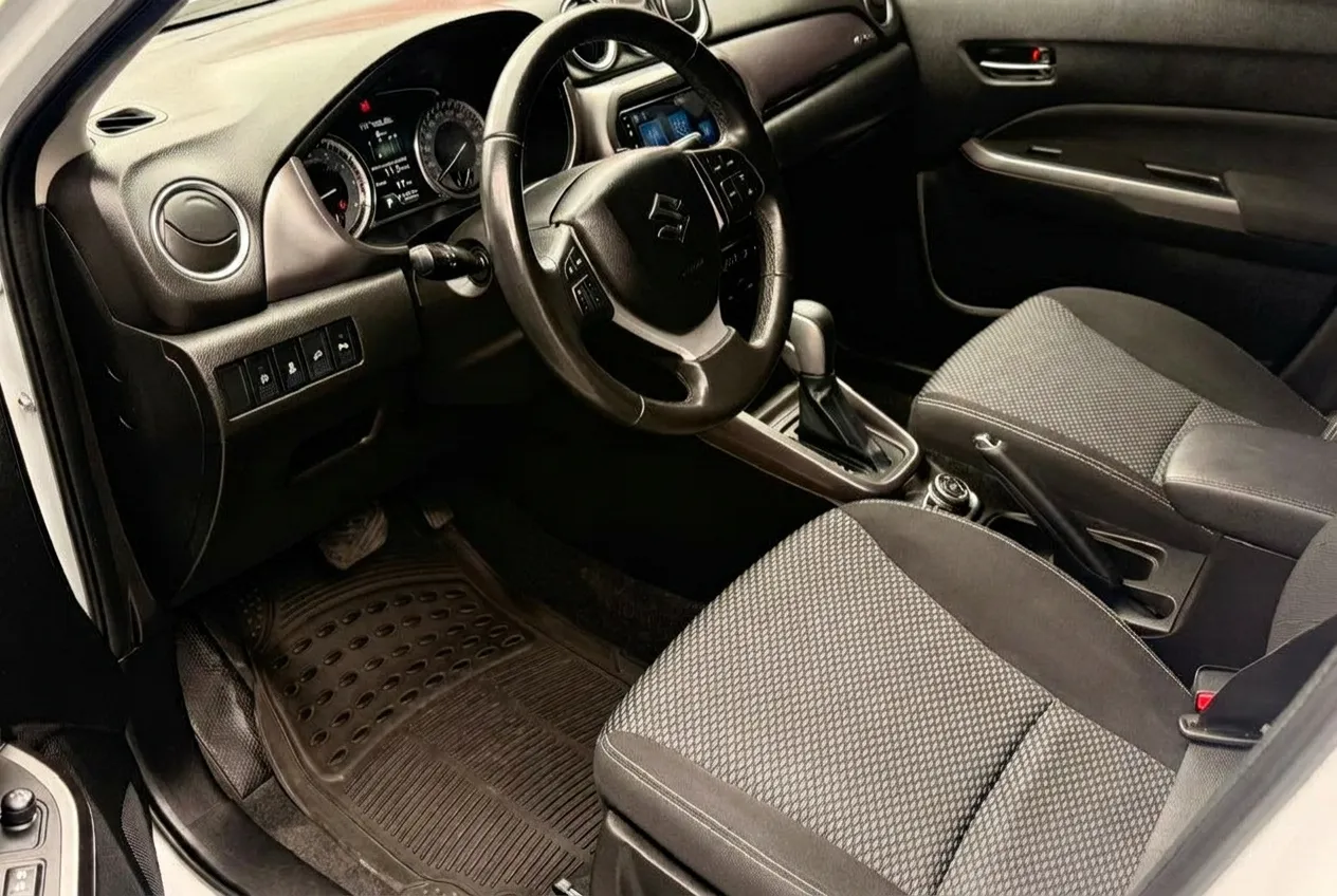 2024 SUZUKI VITARA GL PLUS A 2024 SUZUKI VITARA GL PLUS A - Imagen 9