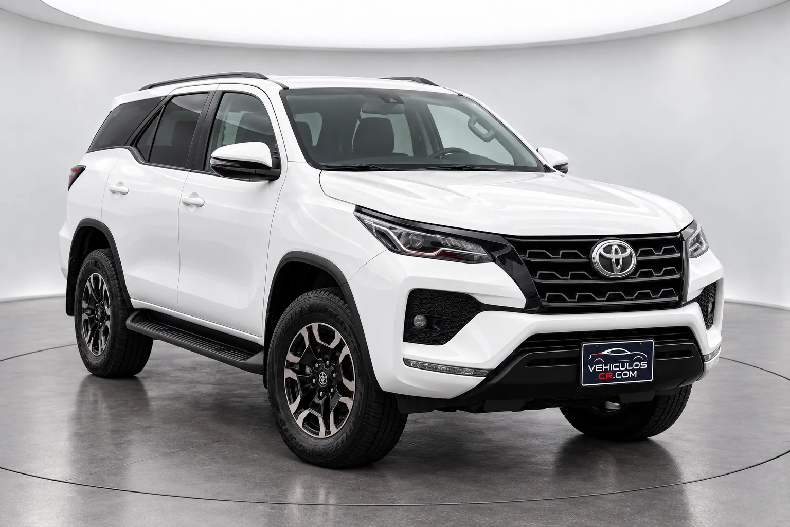 2024 TOYOTA FORTUNER