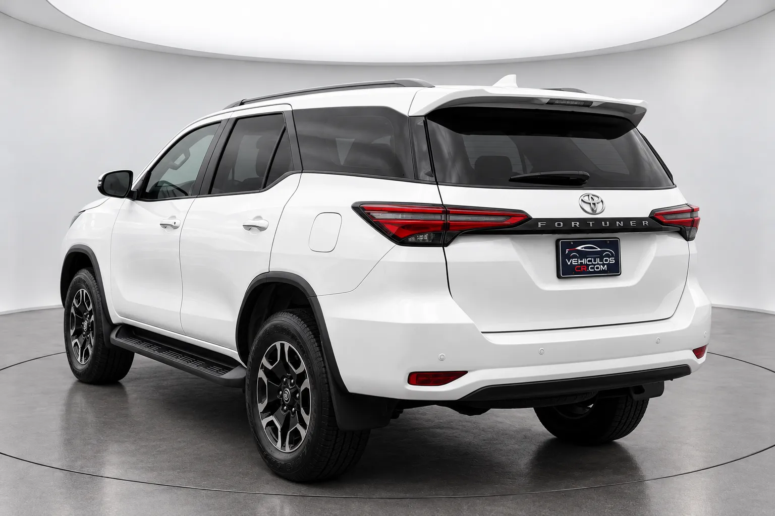 2024 TOYOTA FORTUNER