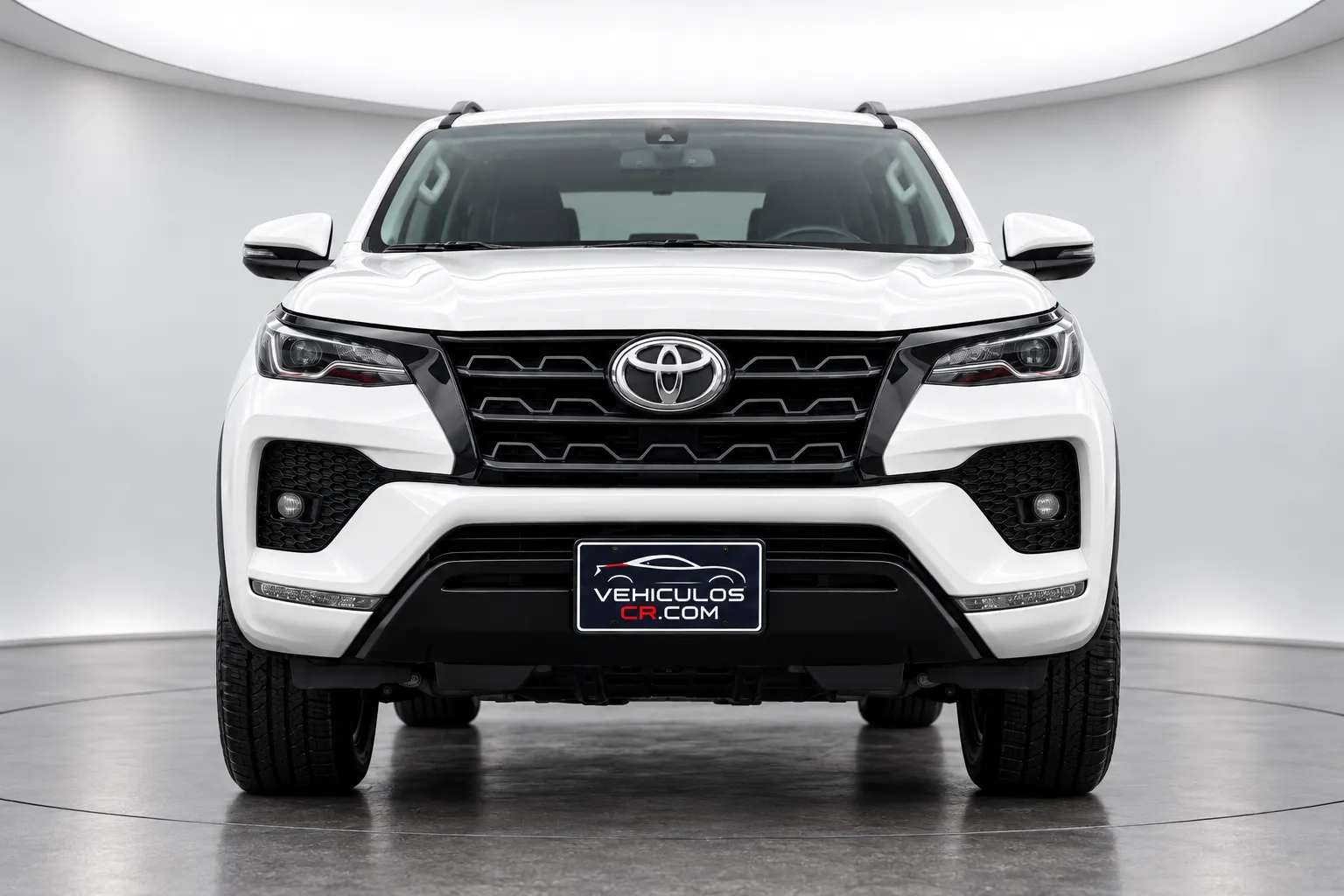 2024 TOYOTA FORTUNER